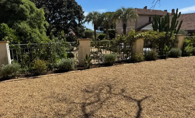 Aménagement petit jardin à La Croix Valmer, Cavalaire-sur-mer, GUILBOT ÉLAGAGE